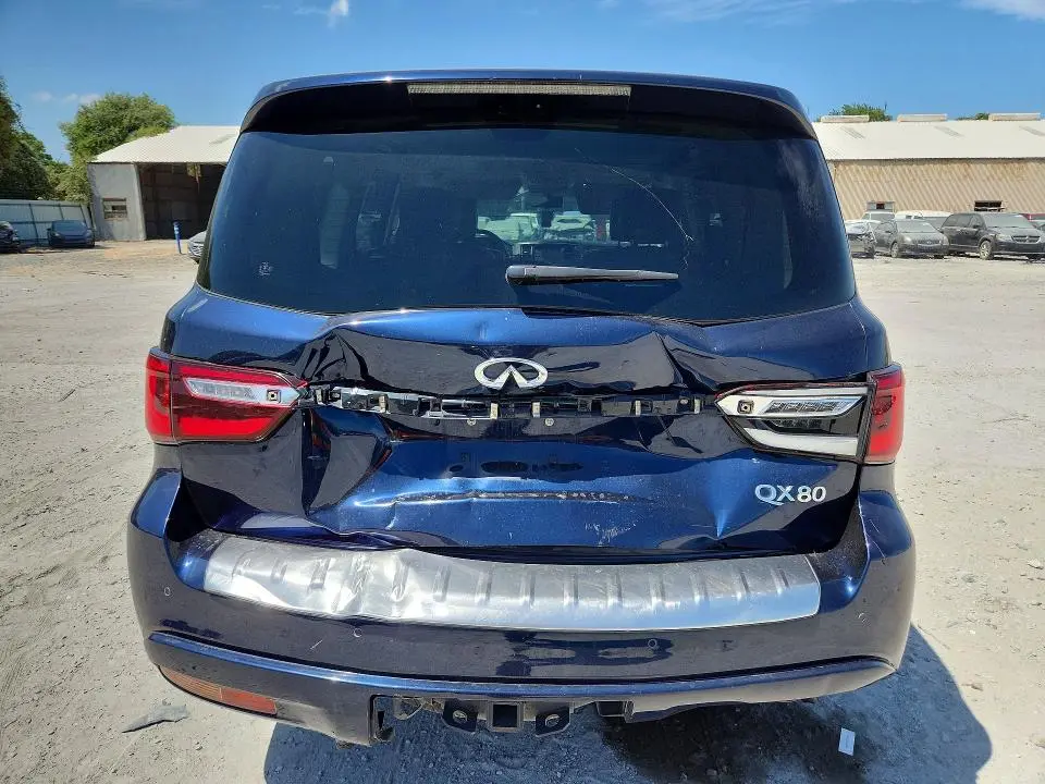 2019 INFINITI QX80 LUXE  