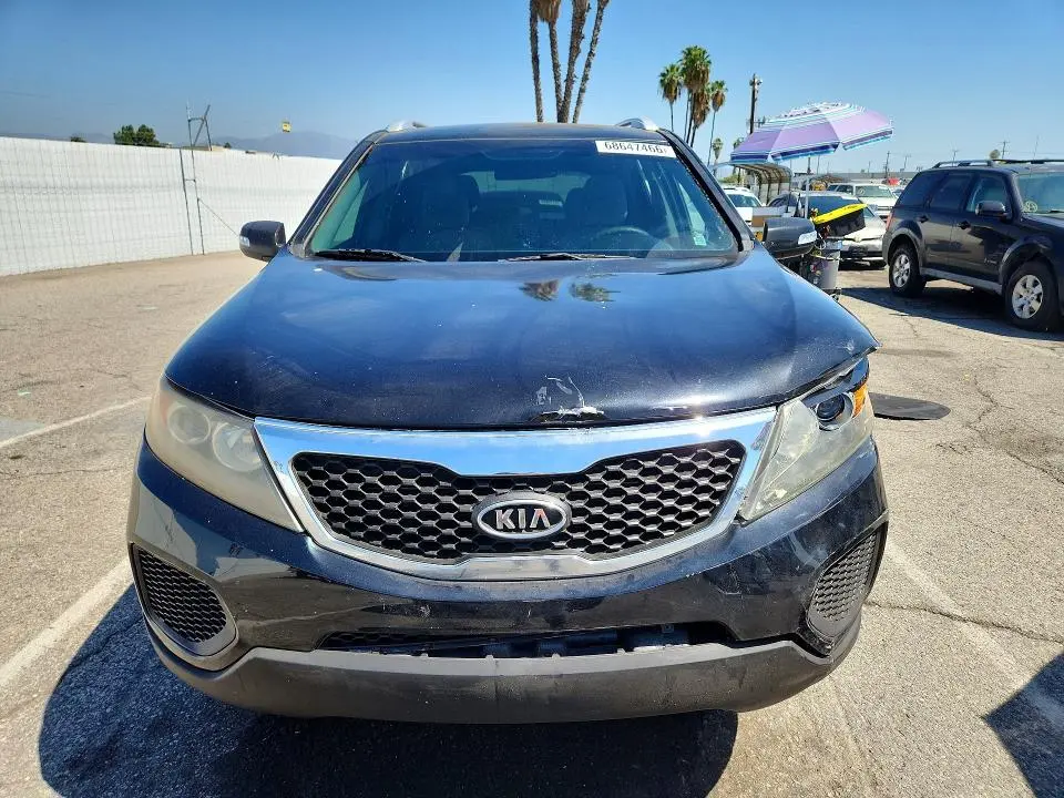 2011 KIA SORENTO LX  