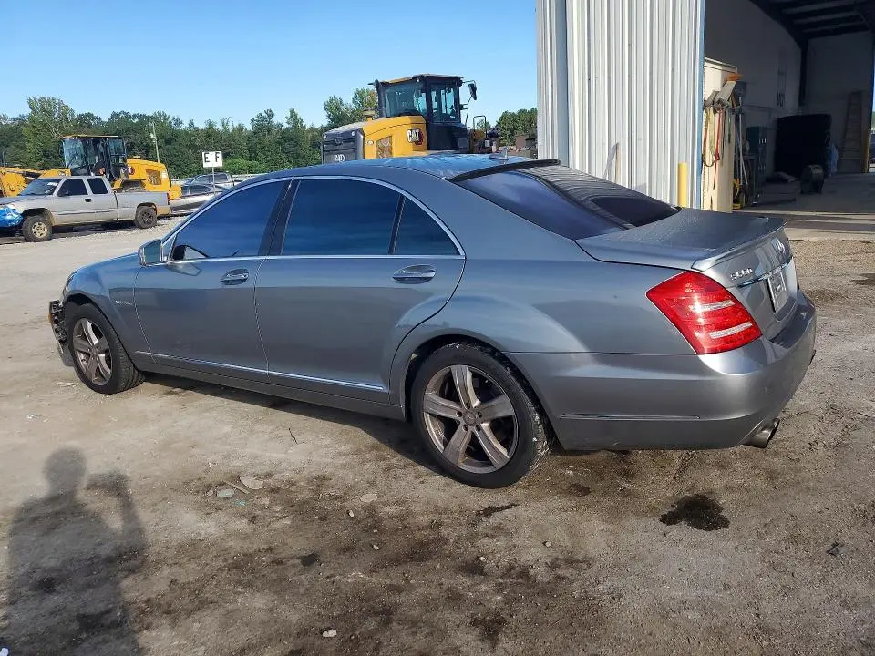 2013 MERCEDES-BENZ S 550  