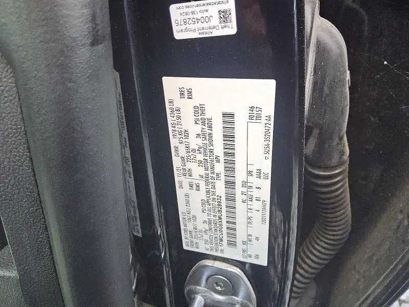 2021 FORD ESCAPE SE  
