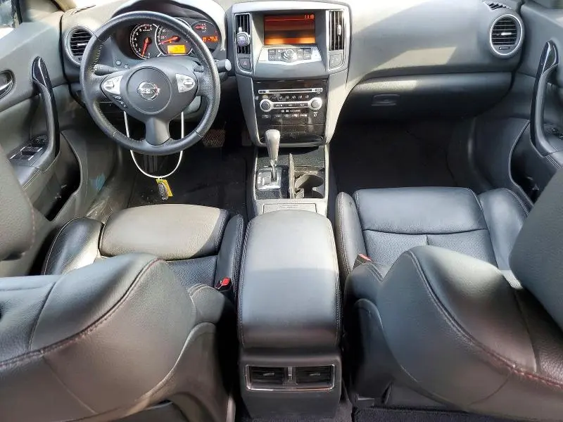 2010 NISSAN MAXIMA S  