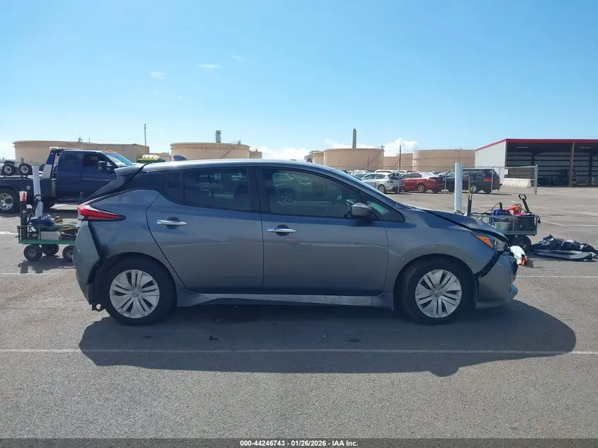 2022 NISSAN LEAF S 40 KWH
