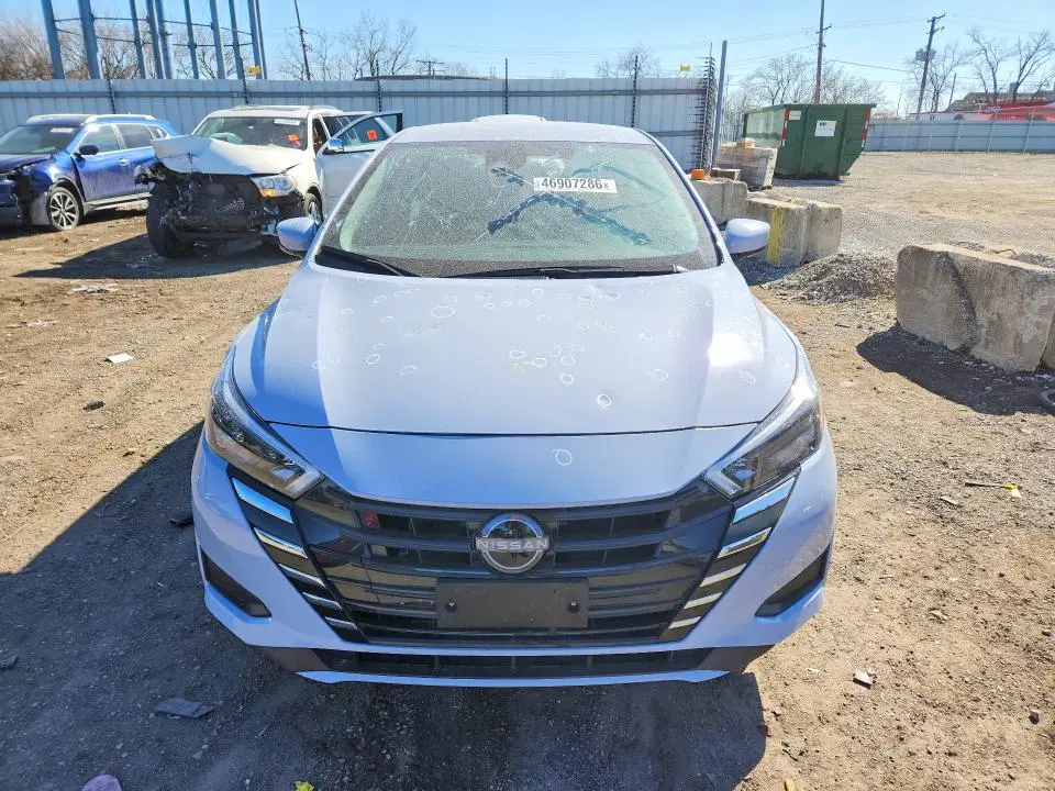 2025 NISSAN VERSA SV  
