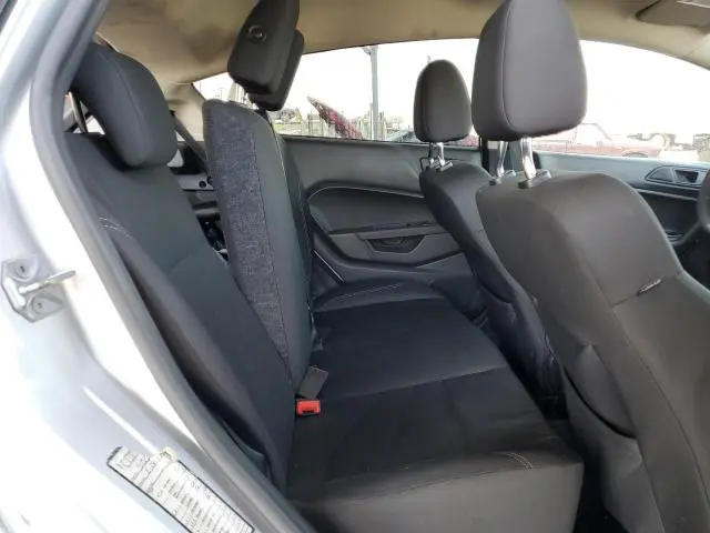 2017 FORD FIESTA SE  