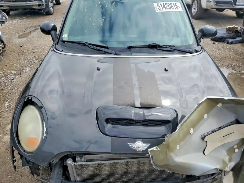 2011 MINI COOPER S  