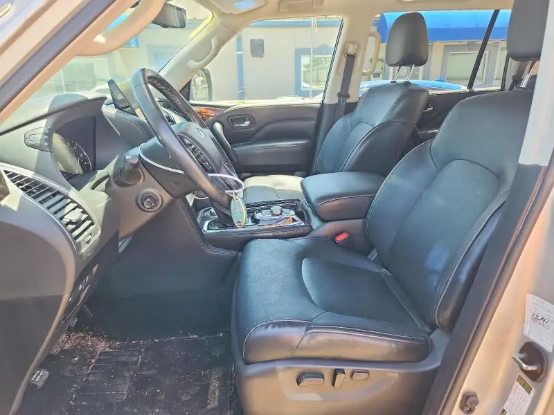 2022 INFINITI QX80 LUXE  