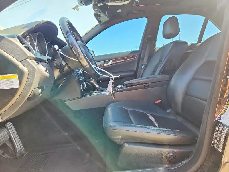 2014 MERCEDES-BENZ C 250  