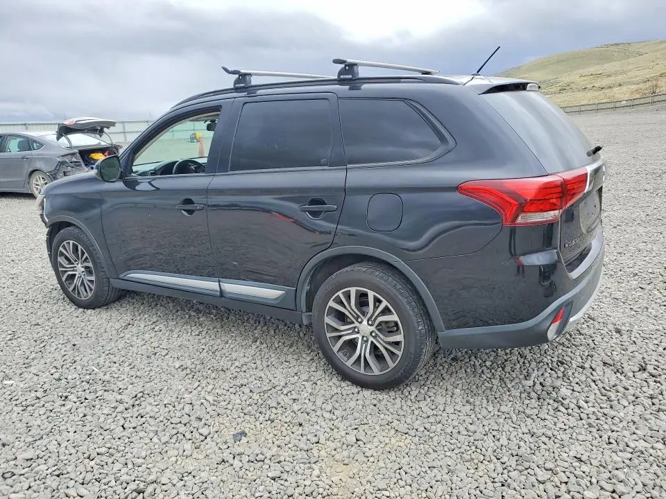 2016 MITSUBISHI OUTLANDER SE  