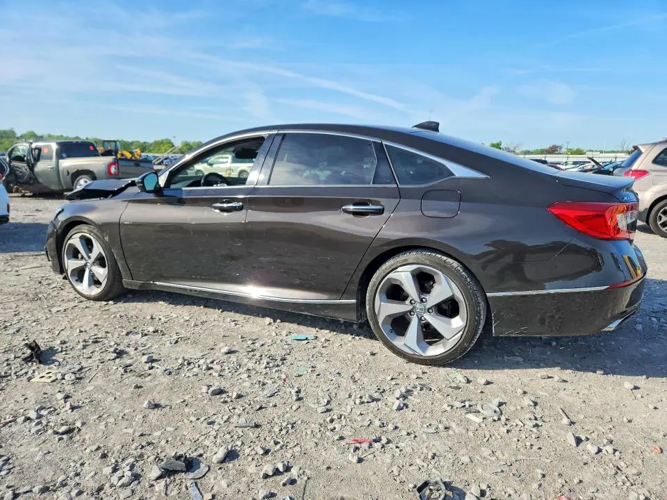 2018 HONDA ACCORD TOURING  