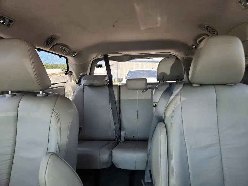 2012 TOYOTA SIENNA XLE 8-PASSENGER  