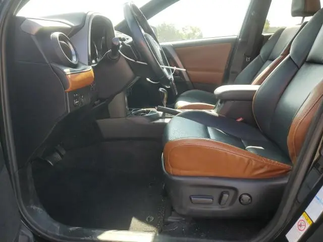 2016 TOYOTA RAV4 SE  