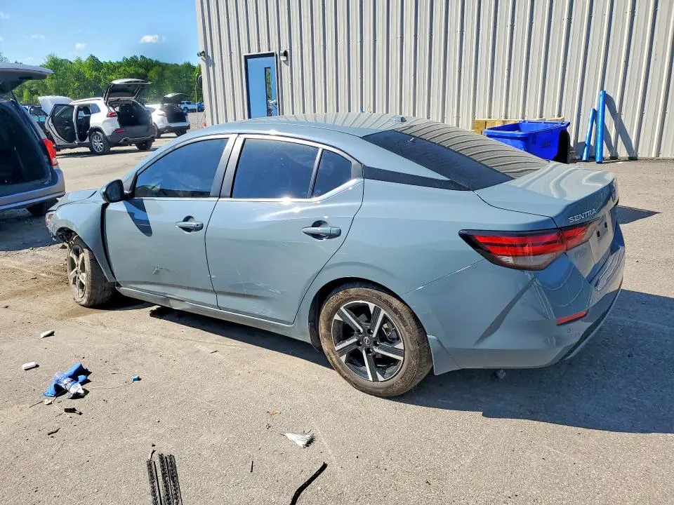 2025 NISSAN SENTRA SV  
