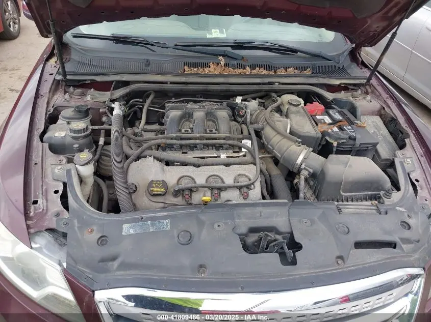 2011 FORD TAURUS LIMITED