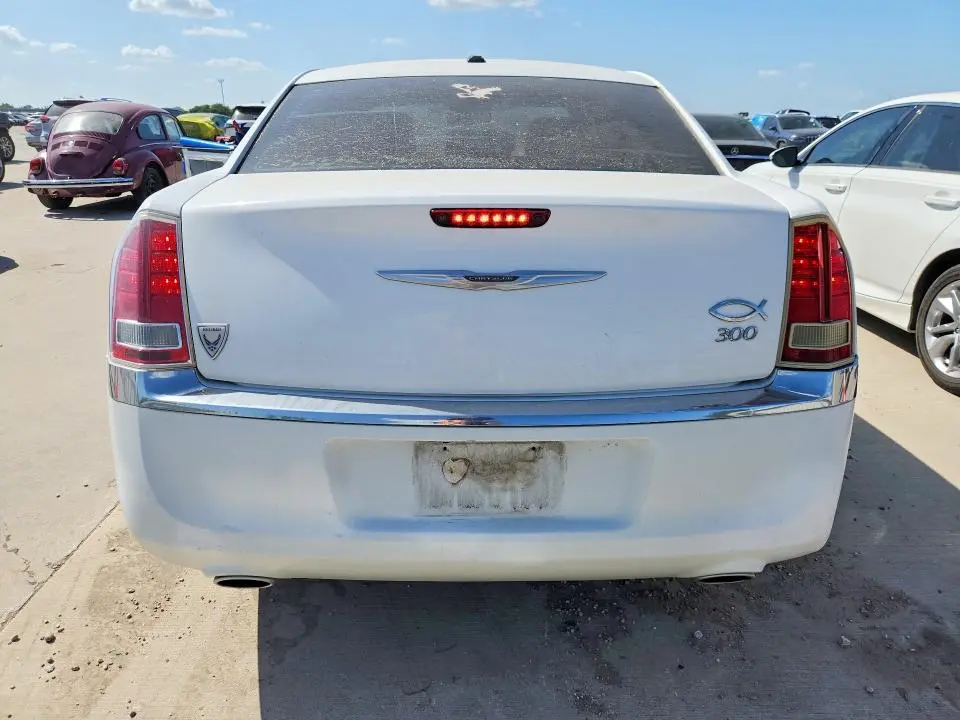 2012 CHRYSLER 300 LIMITED  
