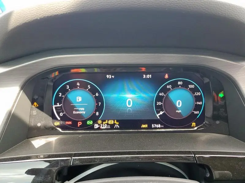 2025 VOLKSWAGEN ATLAS CROSS SPORT SE  