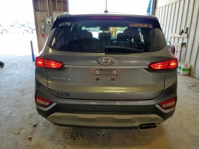 2019 HYUNDAI SANTA FE SE  