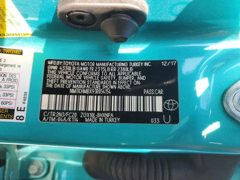 2018 TOYOTA C-HR XLE  