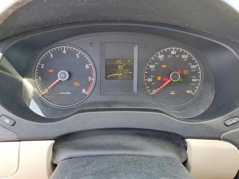 2011 VOLKSWAGEN JETTA SE  