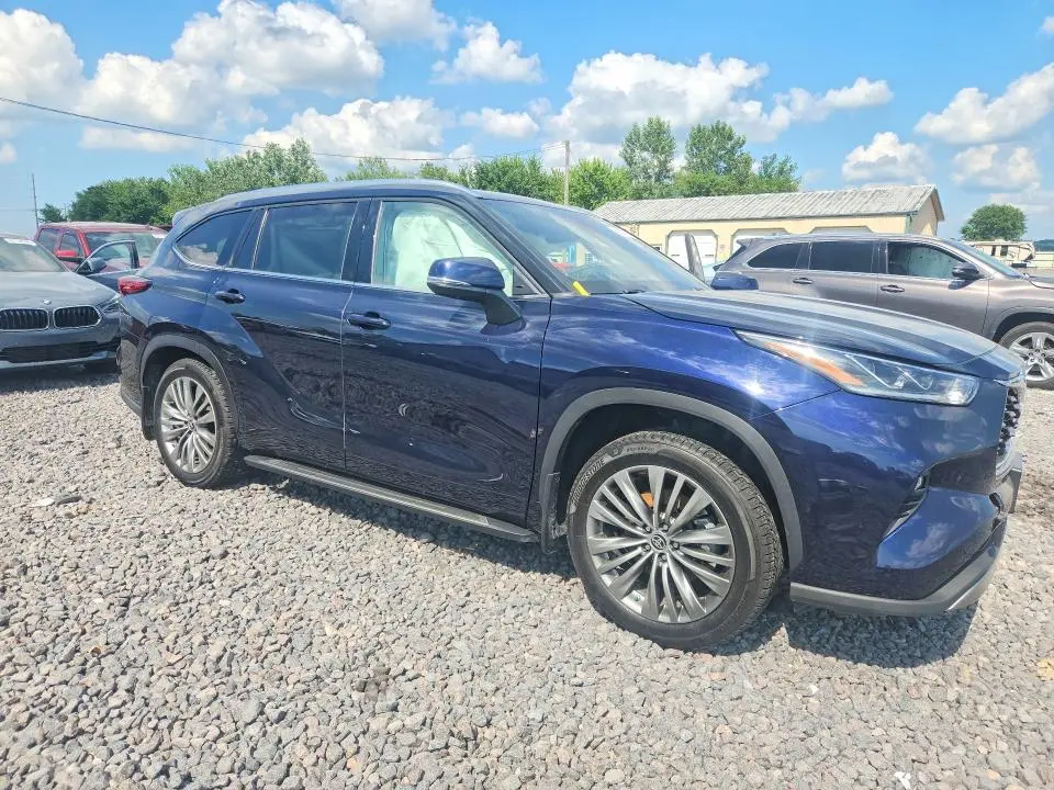 2020 TOYOTA HIGHLANDER PLATINUM  