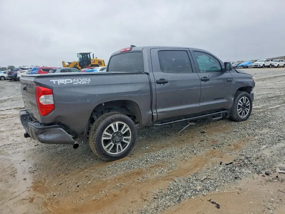 2020 TOYOTA TUNDRA SR5  