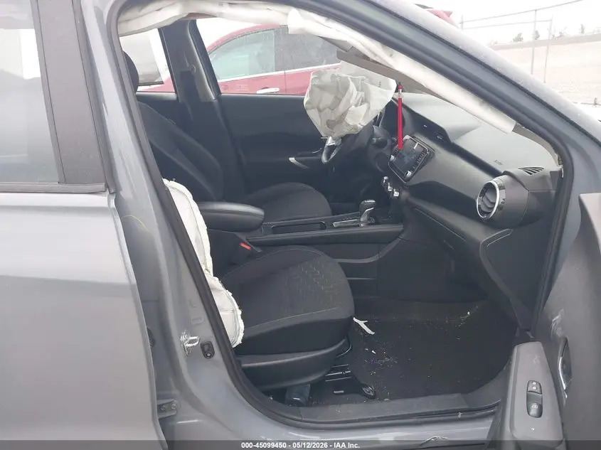 2023 NISSAN KICKS SV XTRONIC CVT