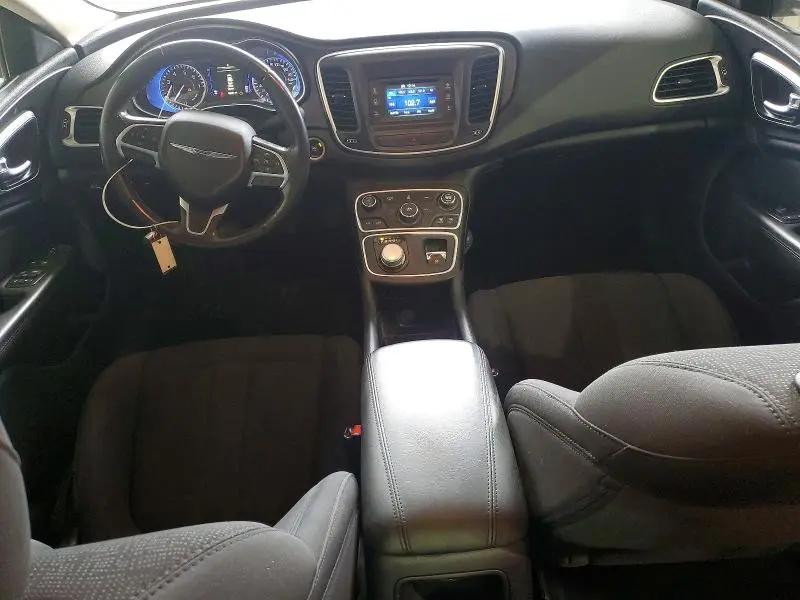 2016 CHRYSLER 200 LX  
