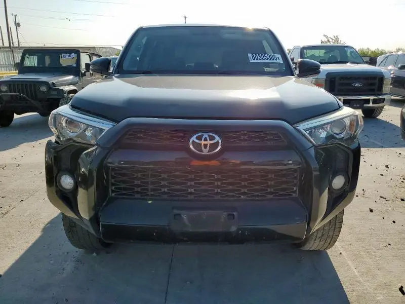 2016 TOYOTA 4RUNNER SR5  