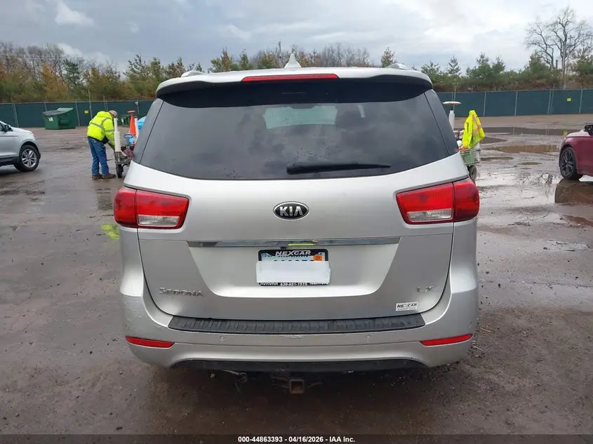 2017 KIA SEDONA LX