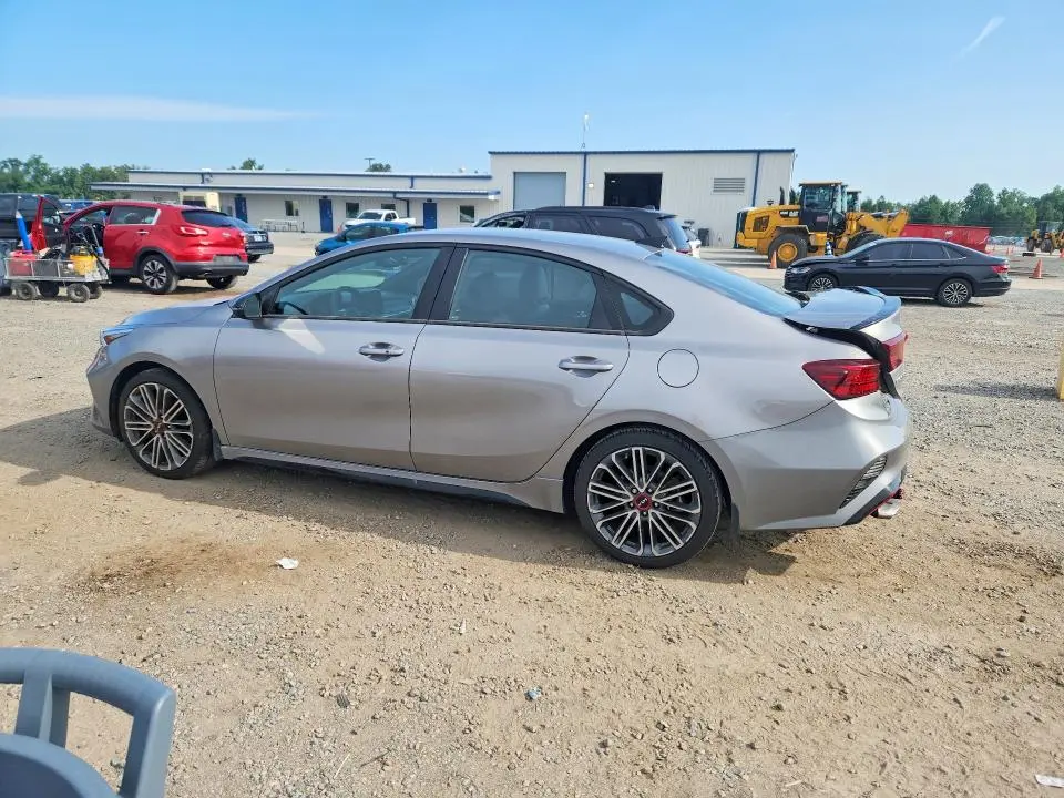 2023 KIA FORTE GT  