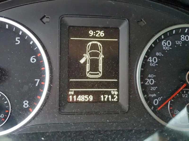 2014 VOLKSWAGEN TIGUAN S  