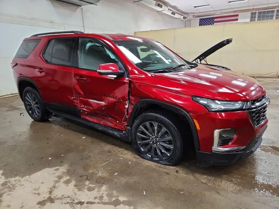 2023 CHEVROLET TRAVERSE RS  