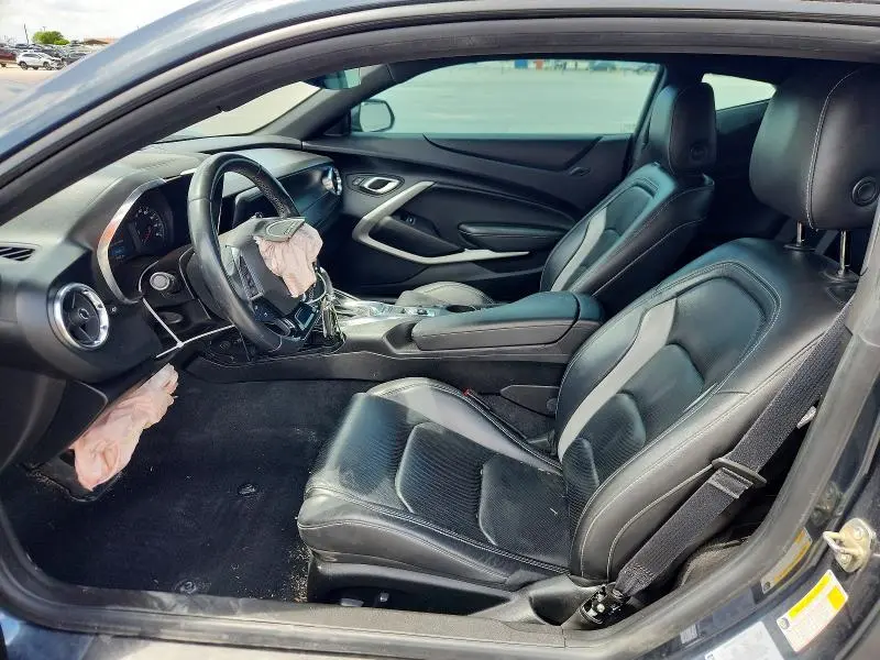 2021 CHEVROLET CAMARO LT  