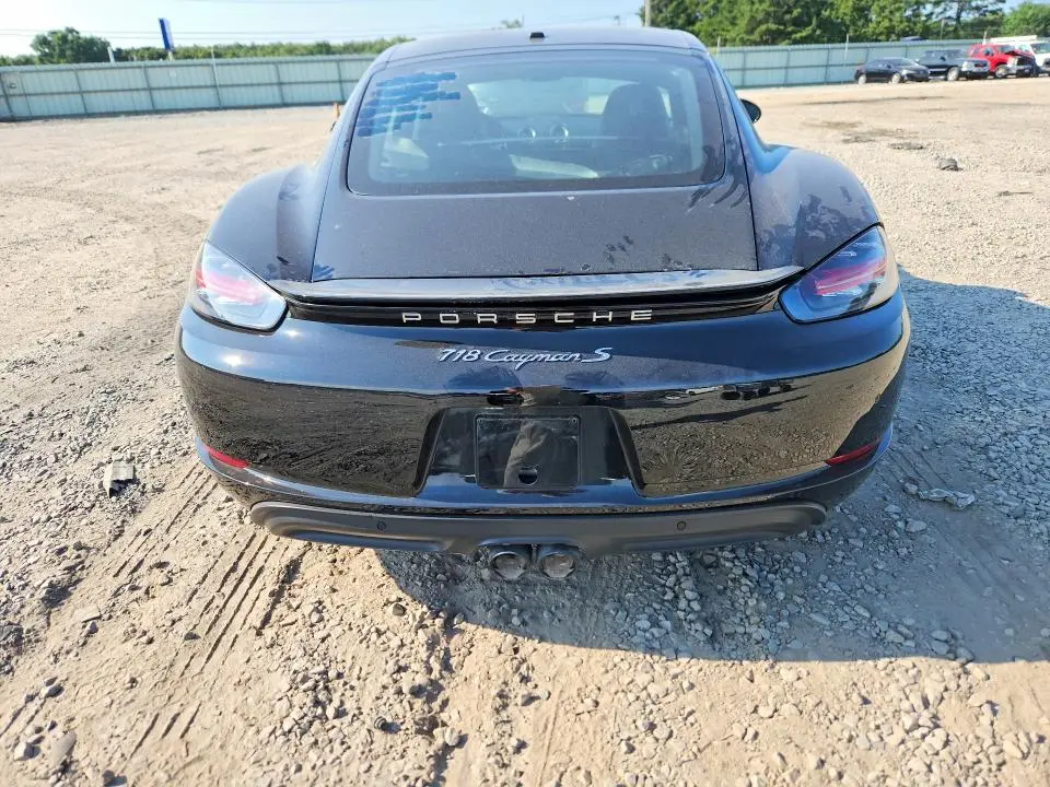 2018 PORSCHE CAYMAN S  