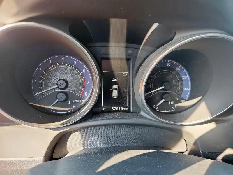 2018 TOYOTA COROLLA IM   