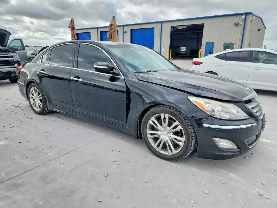 2013 HYUNDAI GENESIS 3.8L  