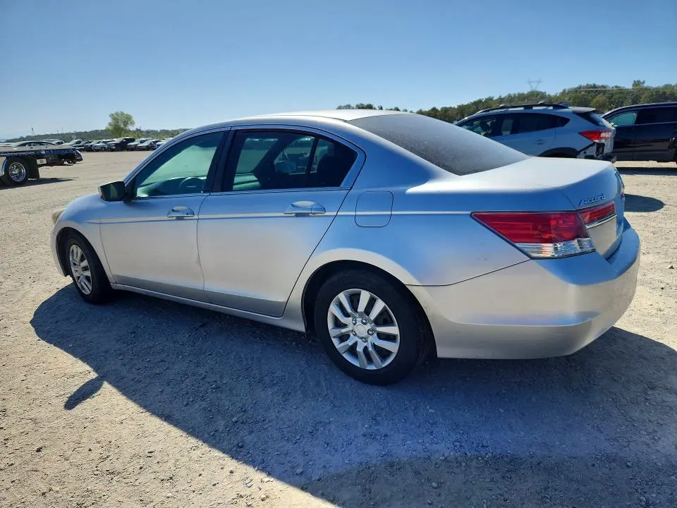 2011 HONDA ACCORD LX  