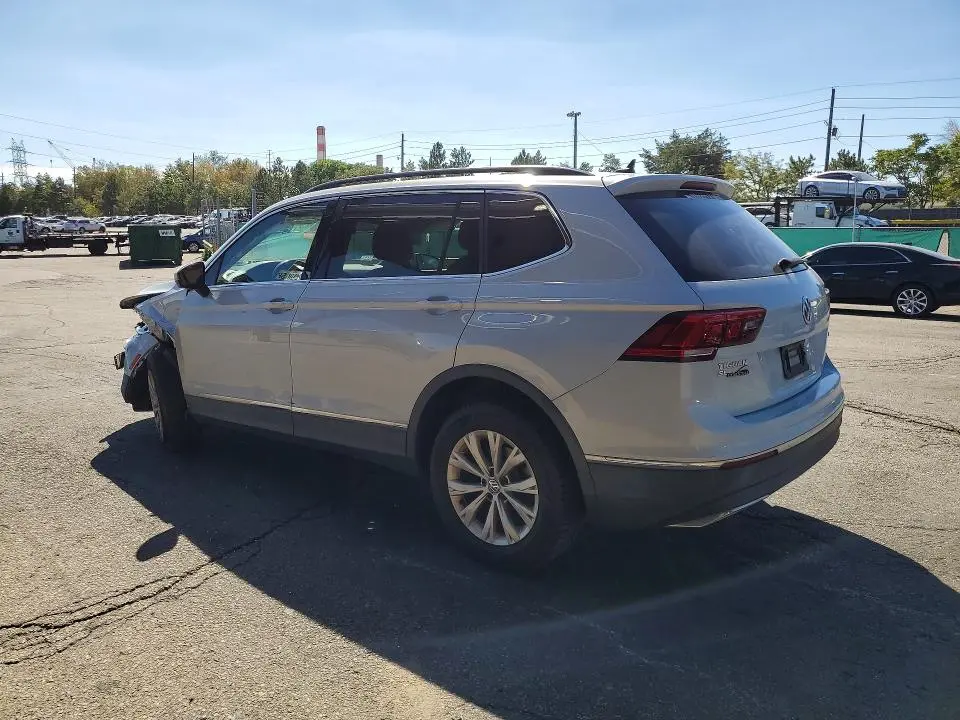 2018 VOLKSWAGEN TIGUAN SE  