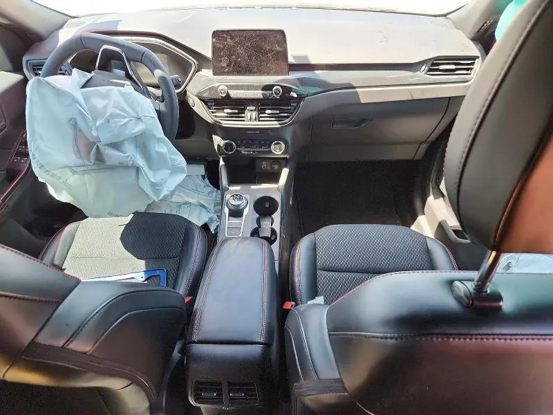 2025 FORD ESCAPE ST LINE  