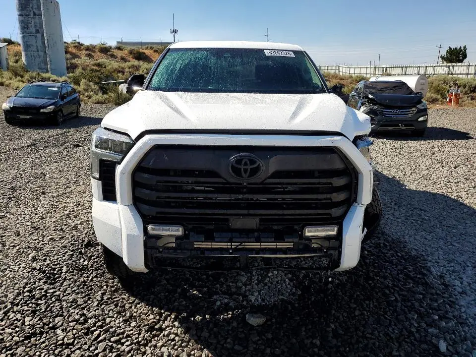 2024 TOYOTA TUNDRA LIMITED  