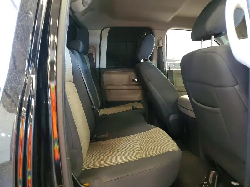 2012 DODGE RAM 1500 SLT  