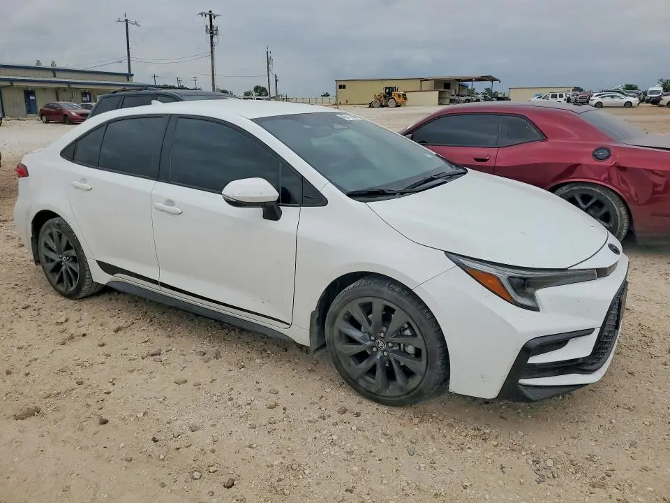 2023 TOYOTA COROLLA SE  