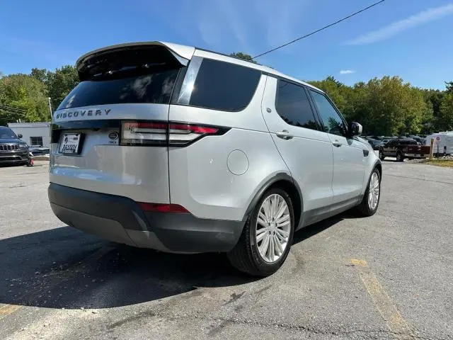 2017 LAND ROVER DISCOVERY SE  