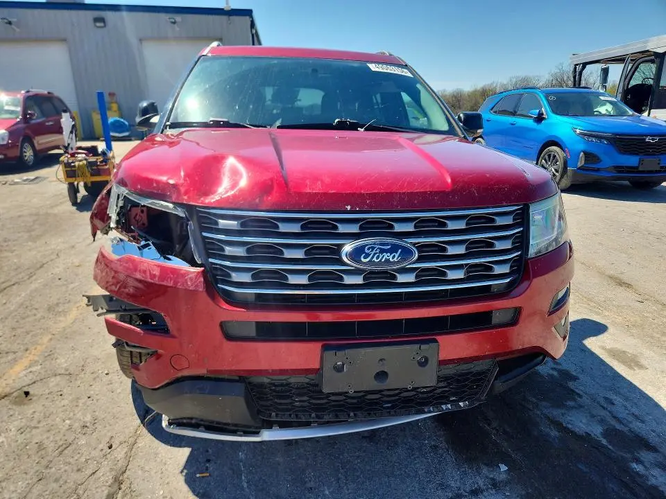 2017 FORD EXPLORER XLT  