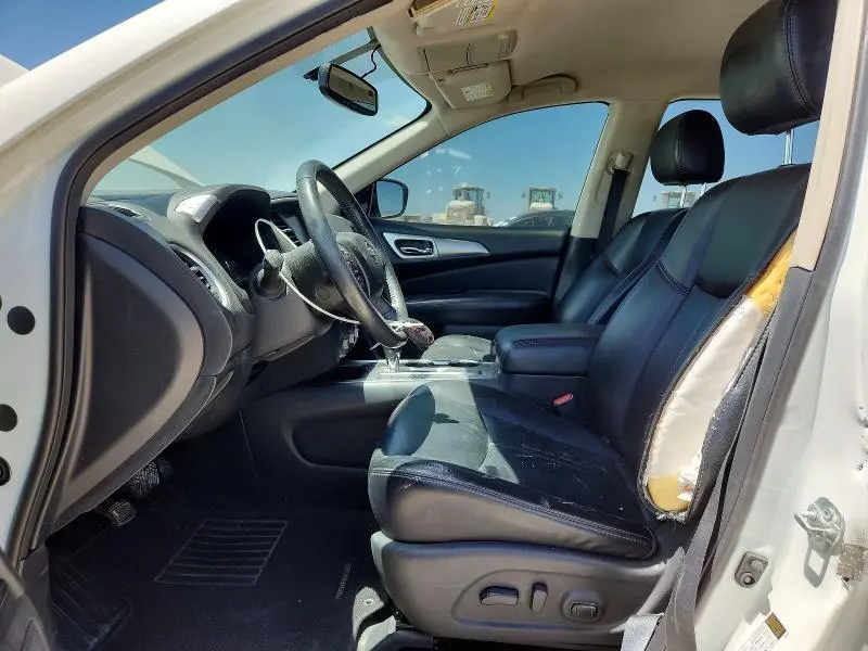 2017 NISSAN PATHFINDER SL  