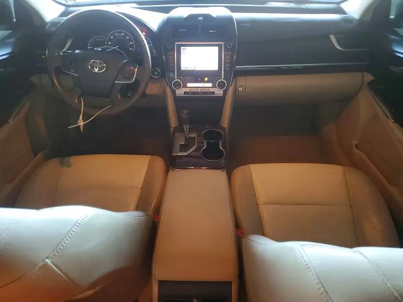 2013 TOYOTA CAMRY SE  