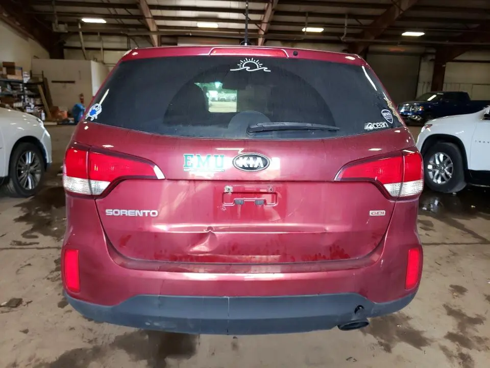 2015 KIA SORENTO LX  