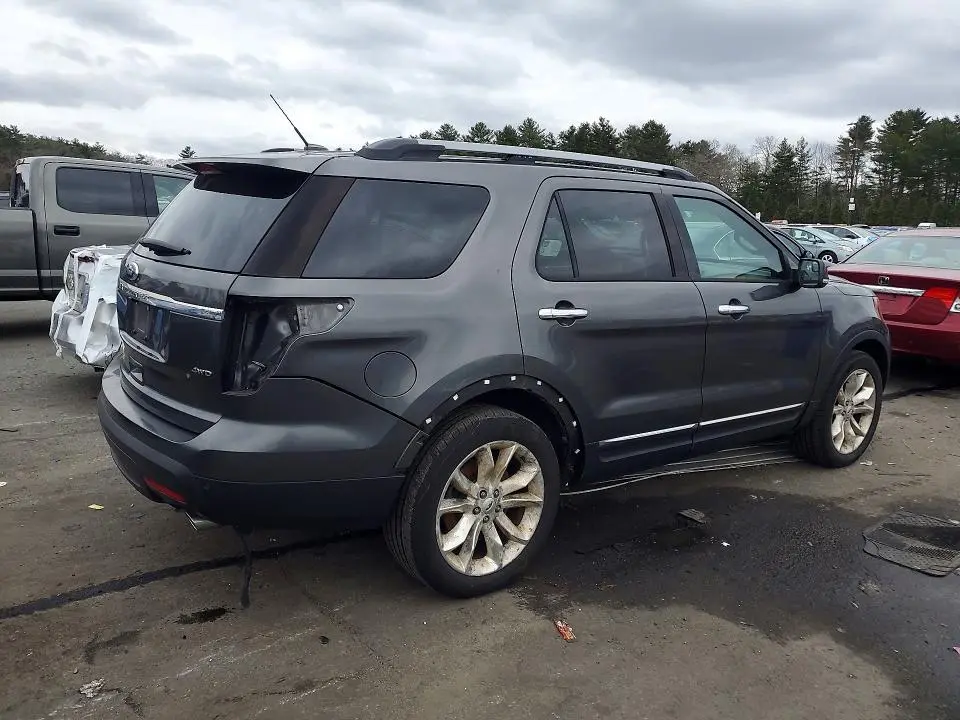 2015 FORD EXPLORER XLT  