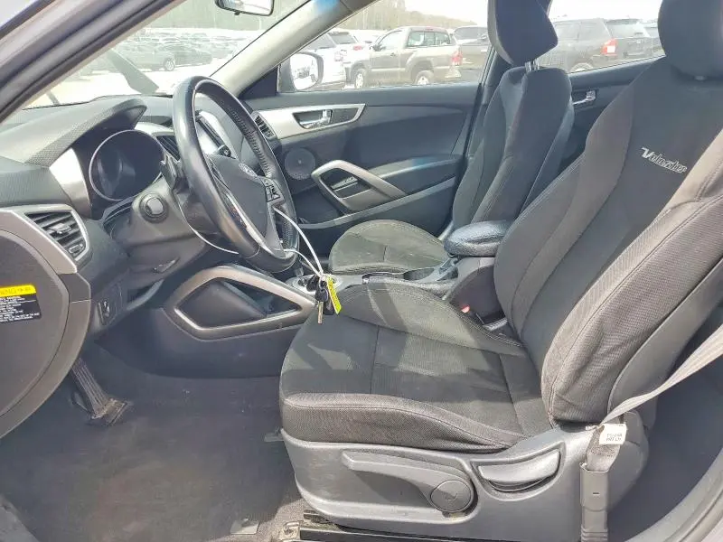 2017 HYUNDAI VELOSTER BASE  