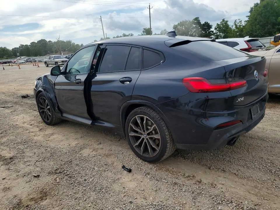 2021 BMW X4   