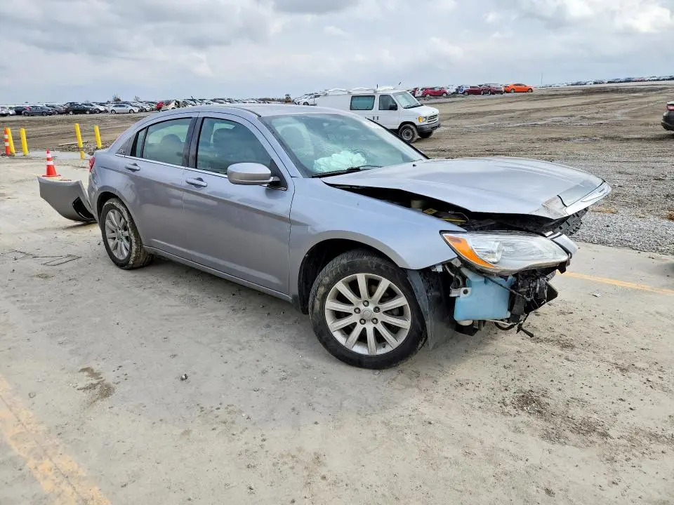2013 CHRYSLER 200 TOURING  